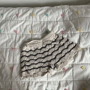 Zara Cream Knit Shorts with Black Wave Trim